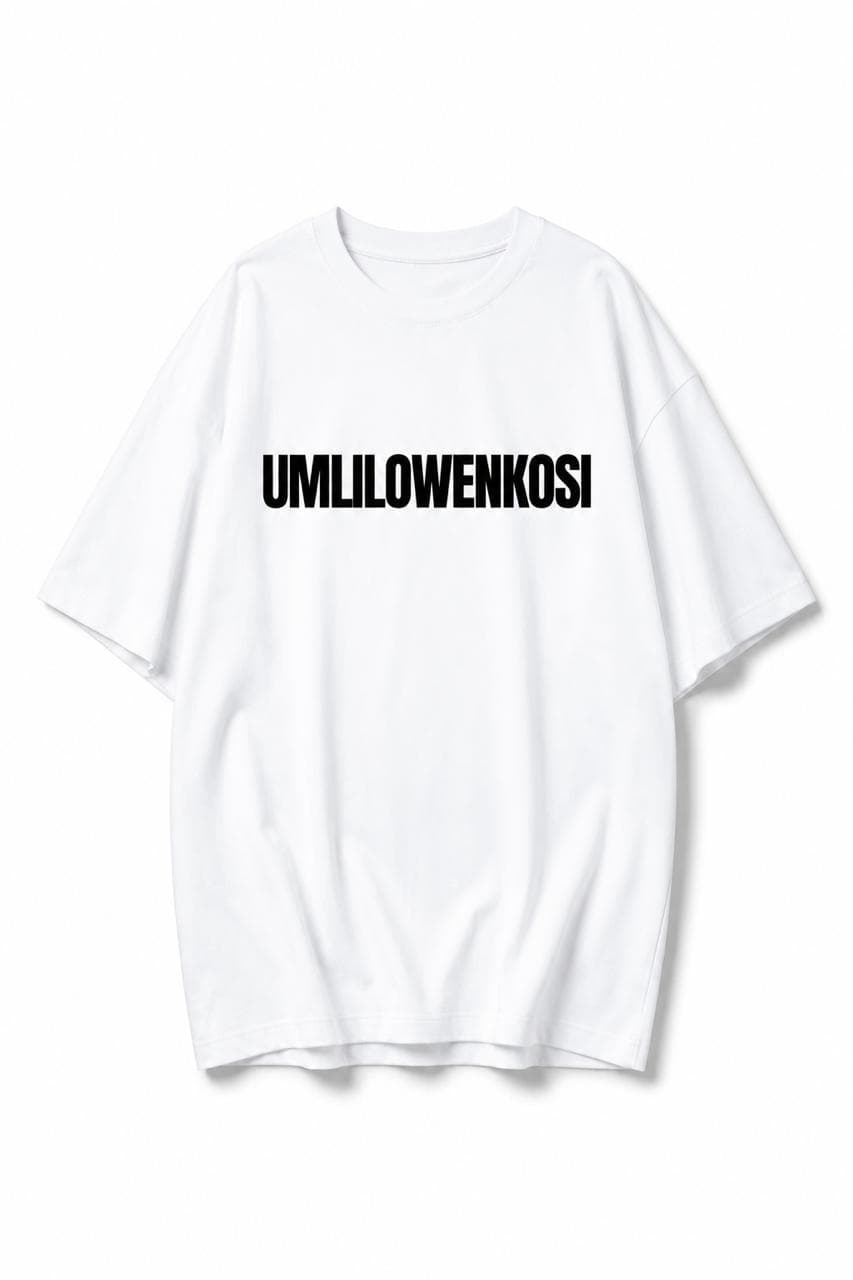 UMLILOWENKOSI Oversized Essential in Optic White
